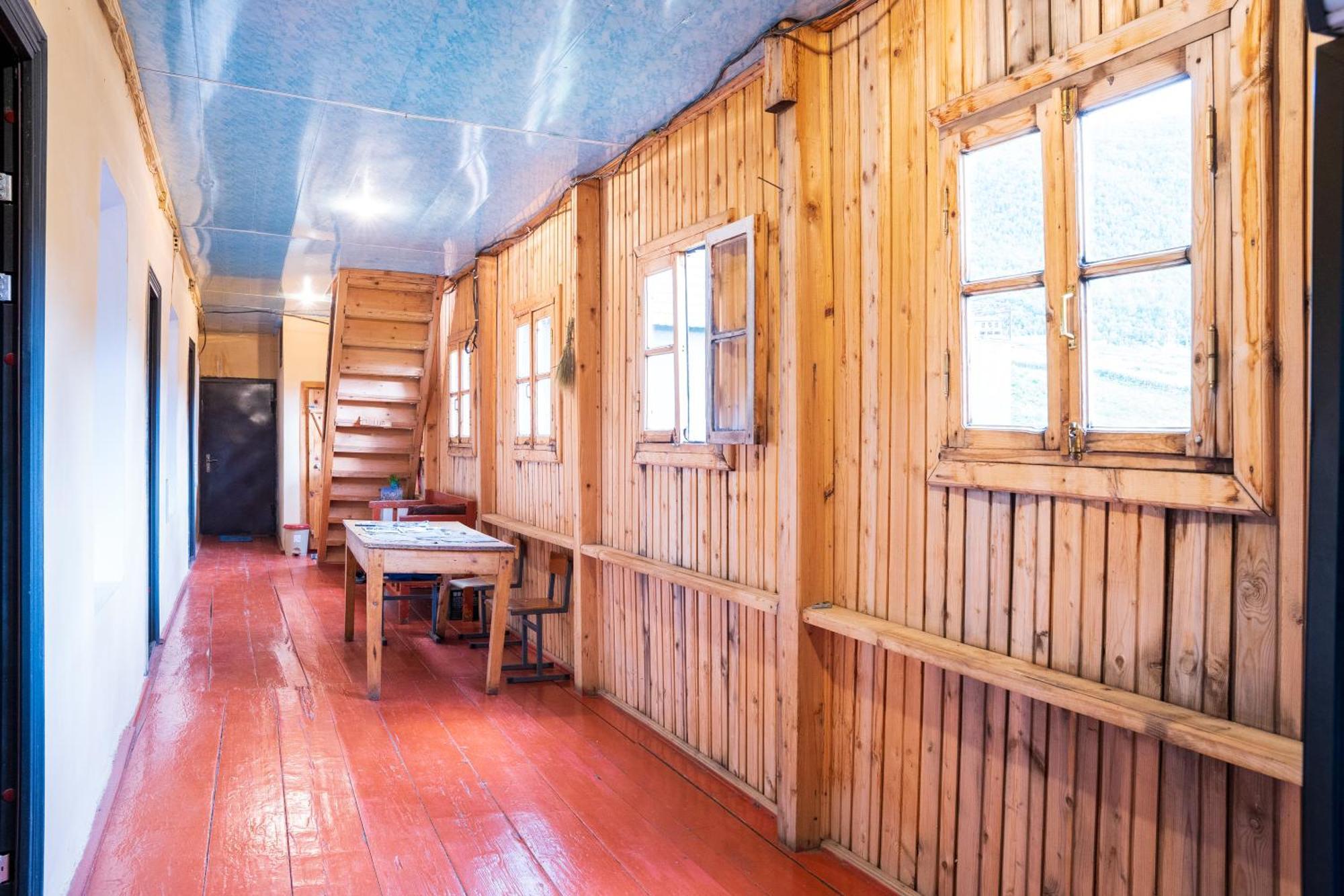 Guesthouse Svani ウシュグリ エクステリア 写真