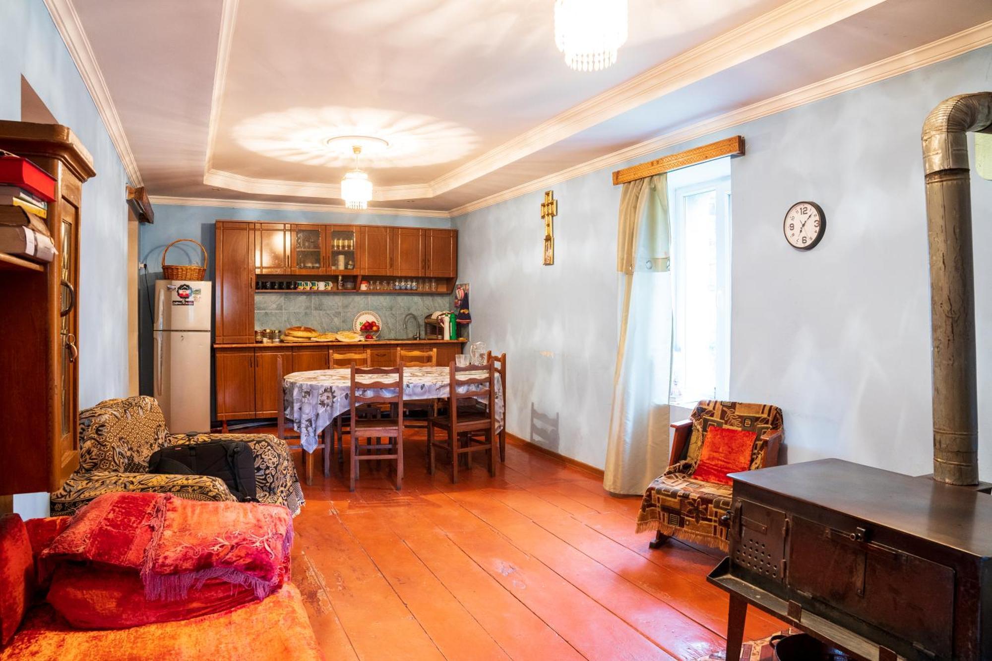 Guesthouse Svani ウシュグリ エクステリア 写真
